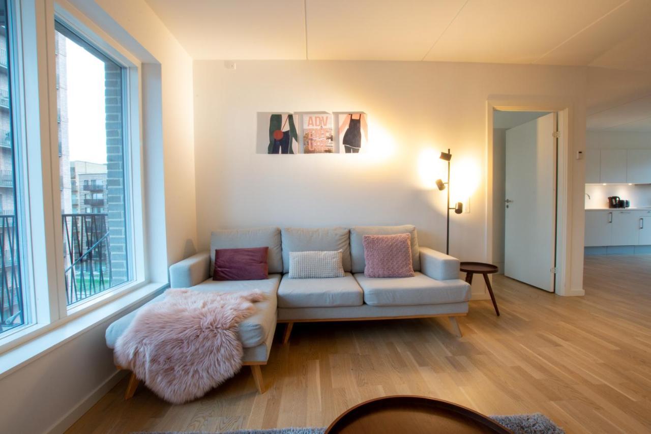 West By Charles Hope * Kopenhagen